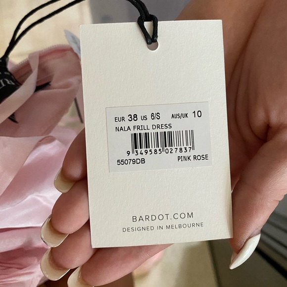 Revolve new dress size small never worn - Picture 6 of 8